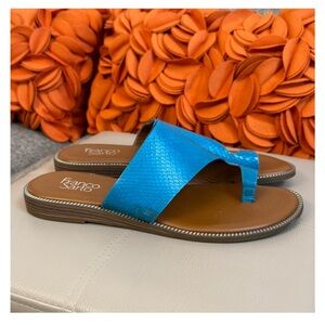 ❣️🆕Franco Sarto Gem Sandals teal / blue snakeskin embossed texture leather❣️